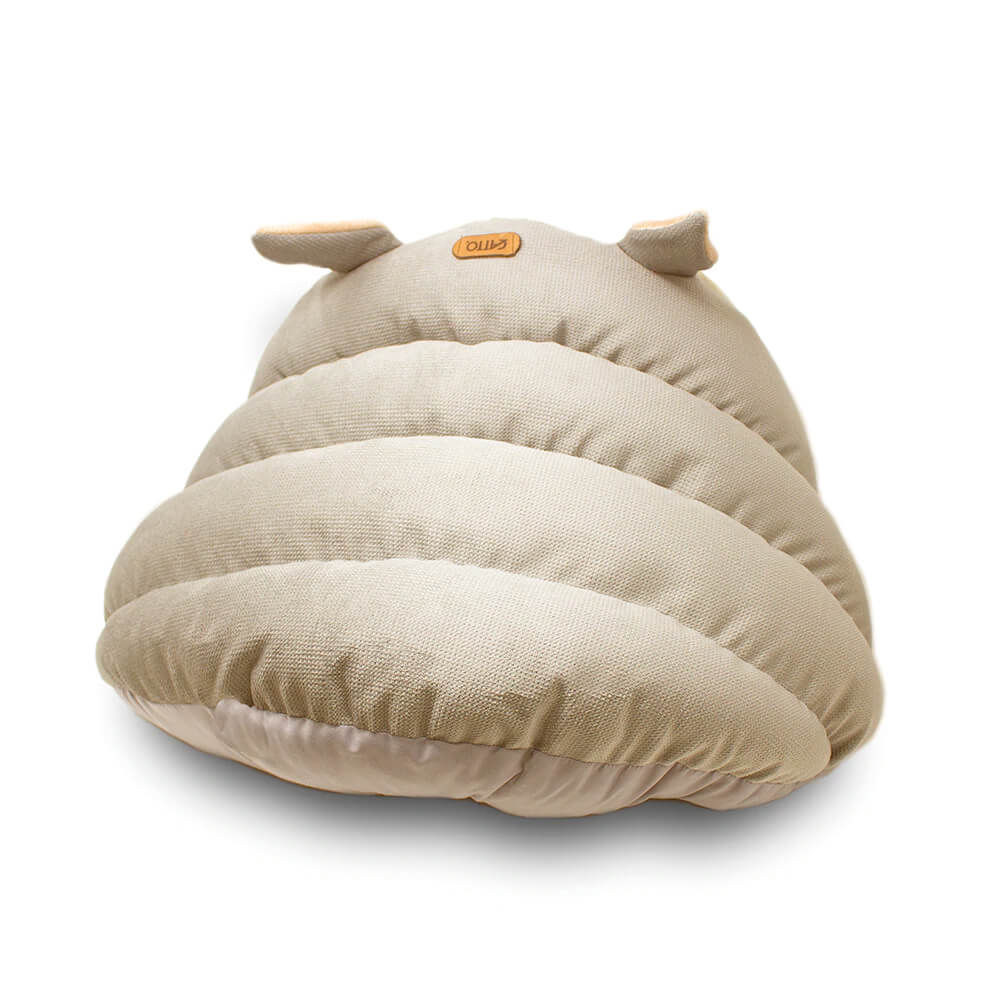 Cama para Gato estilo Cueva, Relleno 100% P.E.T. Reciclado. Color Arena - Mediano - tienddy.com